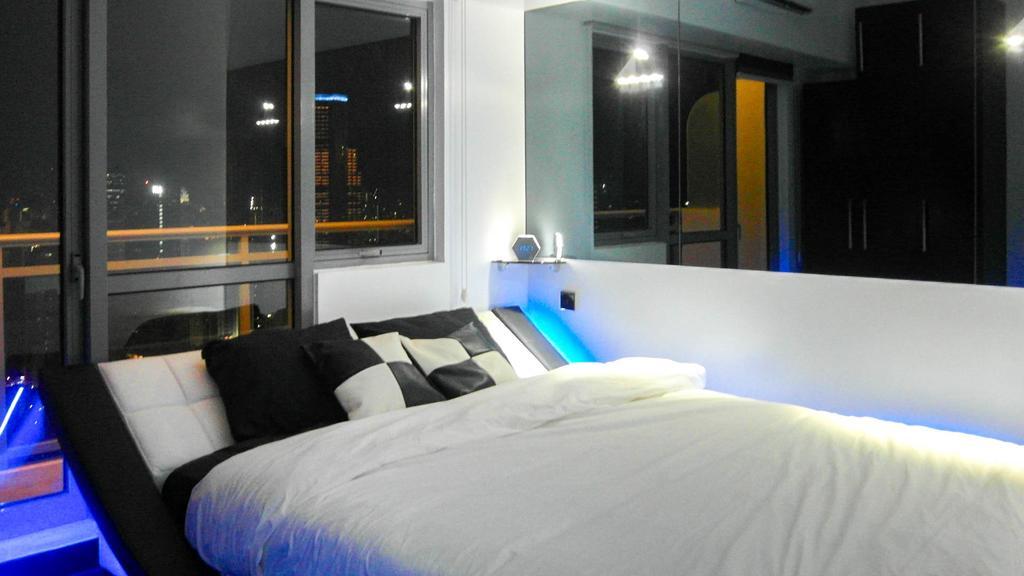 Modern Luxury Lower Penthouse Unit Manila Ngoại thất bức ảnh